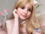 petiteluluxxo Camsoda livecam show performer room profile