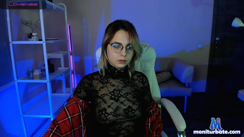 silviarought Camsoda performer cum feet fetish shaved-pussy petite lovense ass blowjob masturbation small-tits teen lush public lesbian massage voyeur