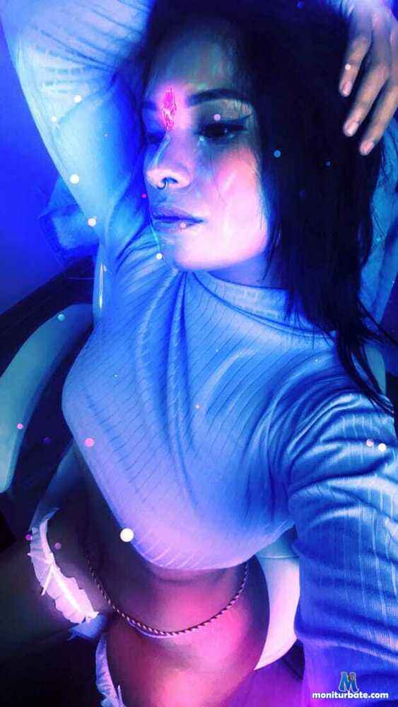 pocahonta-sexy camsoda livecam performer profile