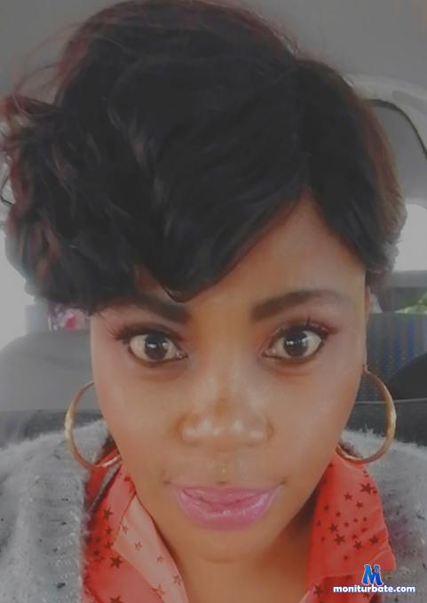 caramelqueen2 camsoda livecam performer profile