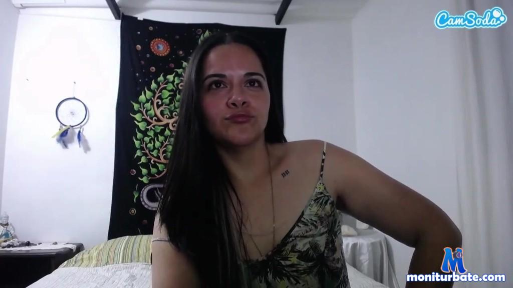 mia-santodomingo Camsoda performer feet toys blowjob small-tits big-ass