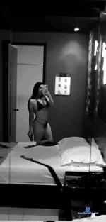 luisa-lobo1 Camsoda livecam show performer room profile