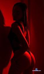 chloeleee Camsoda livecam show performer room profile