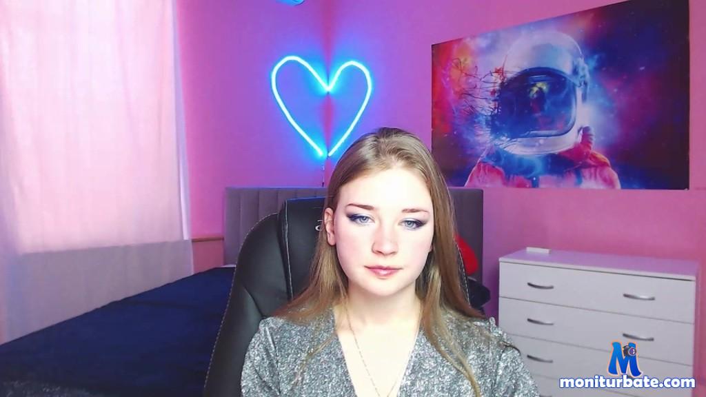 femmefatale19 Camsoda performer curvy cum feet fetish petite small-tits teen muscle college tranny