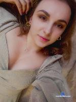 vivivivogue Camsoda livecam show performer room profile