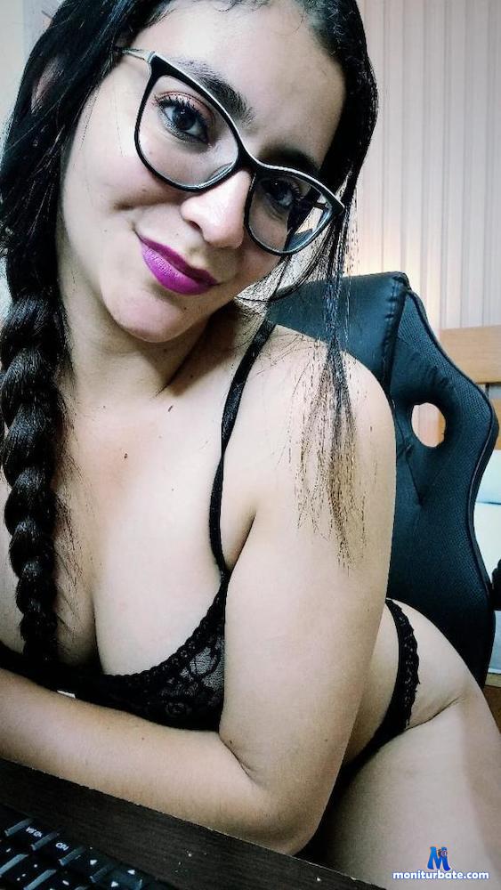 luna-darra Camsoda performer 