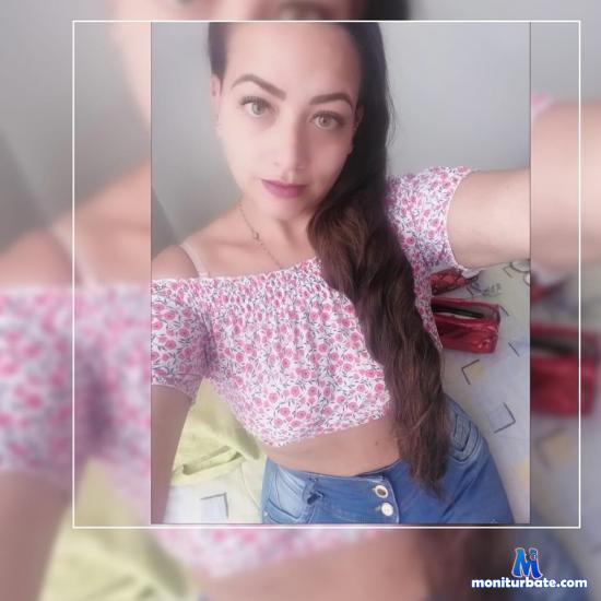 emilia2213 Camsoda performer 