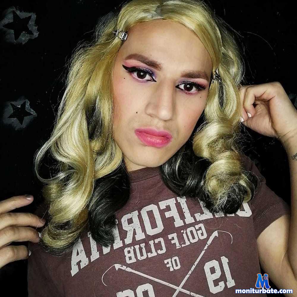 queenramona-hot camsoda livecam performer profile