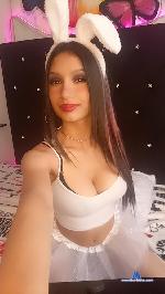 anya-alicia Camsoda livecam show performer room profile