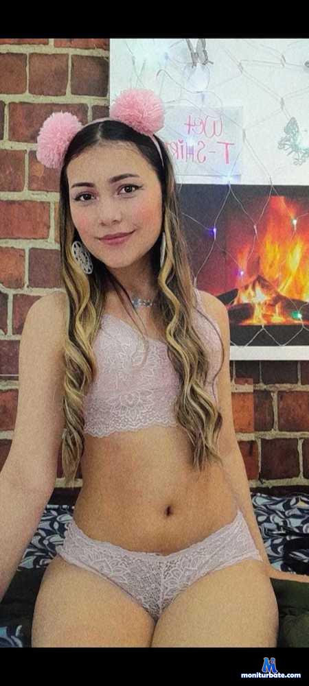celeste-sunny Camsoda performer 