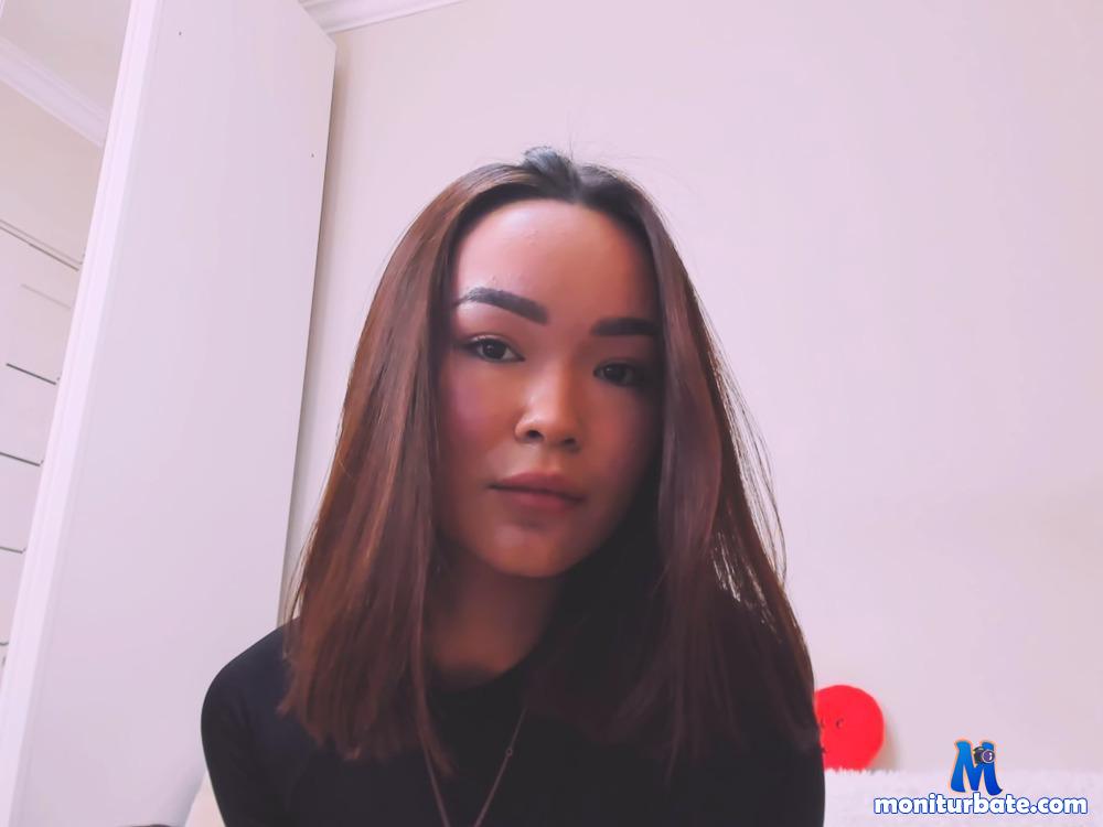 hilaryfate camsoda livecam performer profile