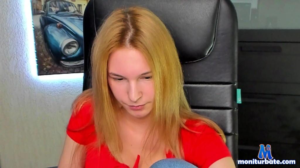 cotton-sweet camsoda livecam performer profile
