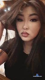 lyli-mion Camsoda livecam show performer room profile