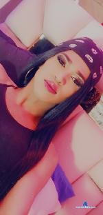 missinchesxxx Camsoda livecam show performer room profile