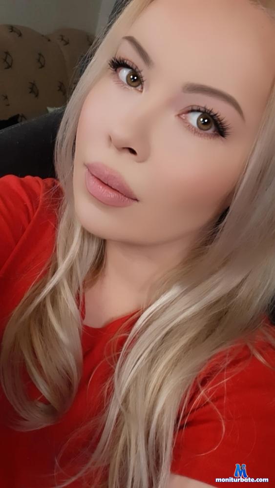 whitneylynncams camsoda livecam performer profile