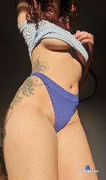 ailinups Camsoda livecam show performer room profile