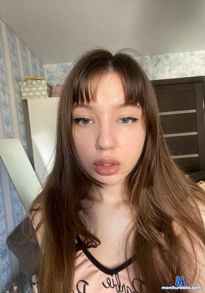 bonny-flower camsoda livecam performer profile