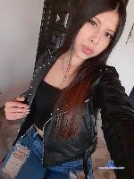 charlize-evans Camsoda livecam show performer room profile