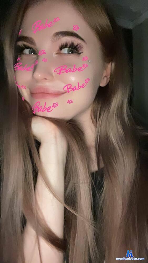 melonysfox camsoda livecam performer profile