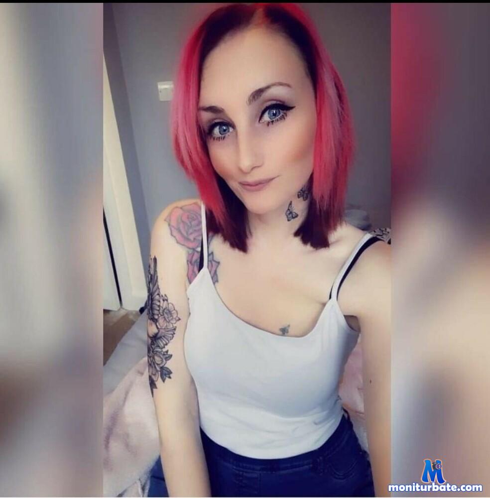 redpoppy camsoda livecam performer profile
