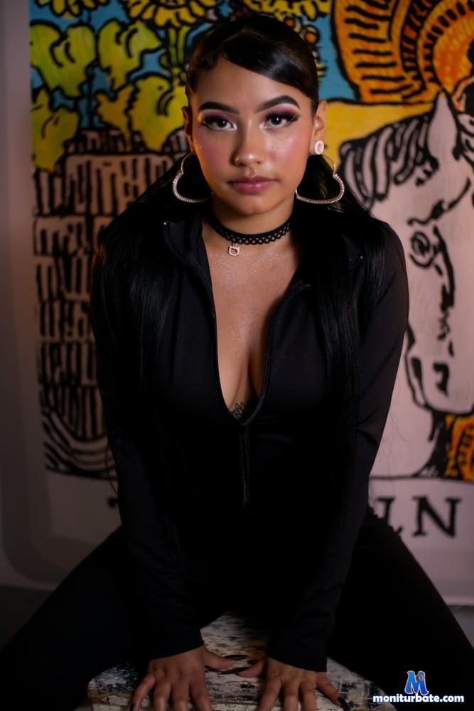kandy-0 camsoda livecam performer profile