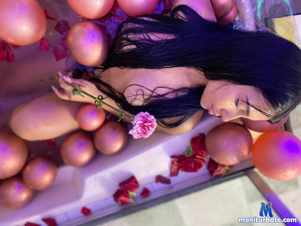eliegrenn01 camsoda livecam performer profile