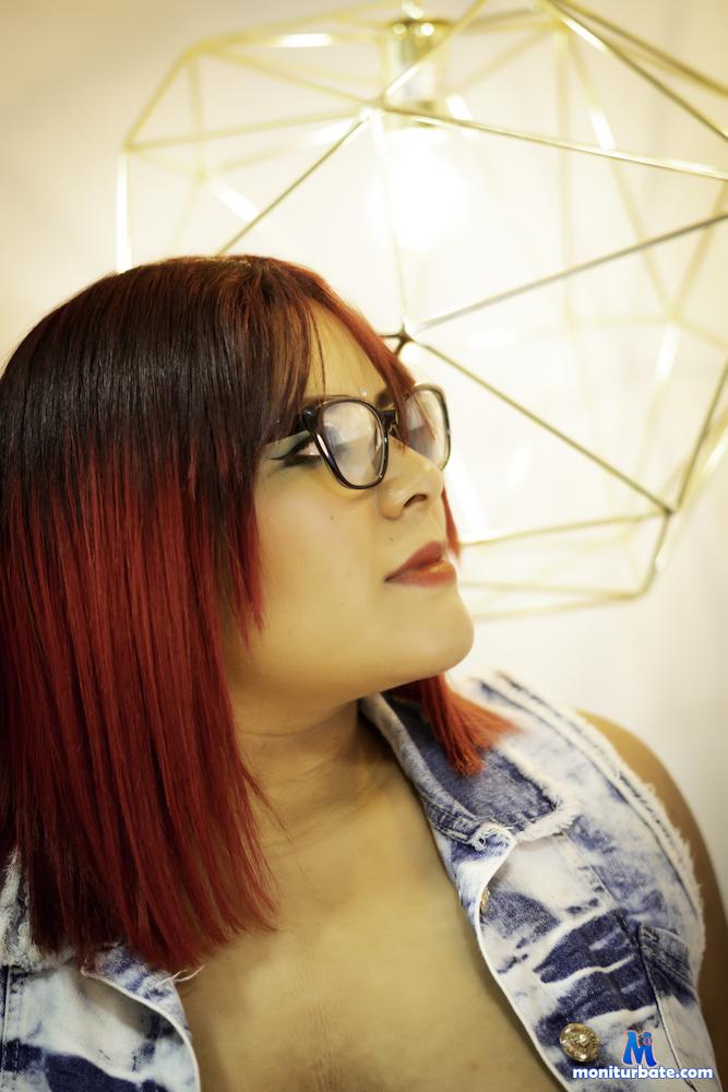 lola-angell Camsoda performer 