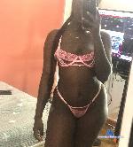 kiinky-ebony Camsoda livecam show performer room profile