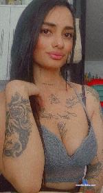 iam-lunna Camsoda livecam show performer room profile