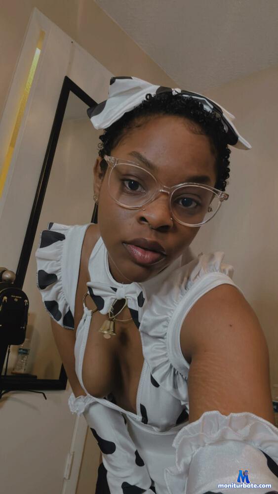 starsmoking camsoda livecam performer profile