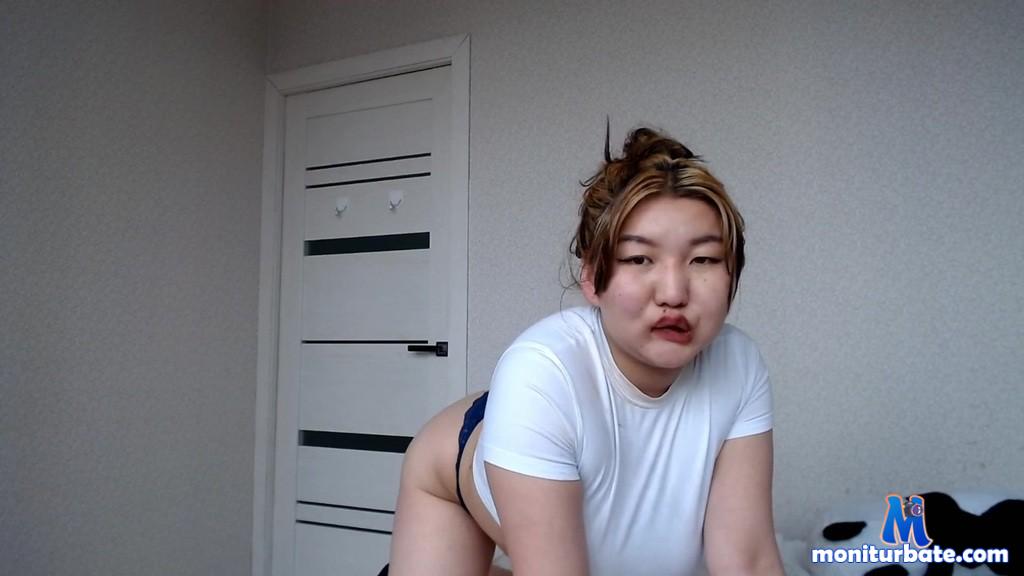 linfirs camsoda livecam performer profile