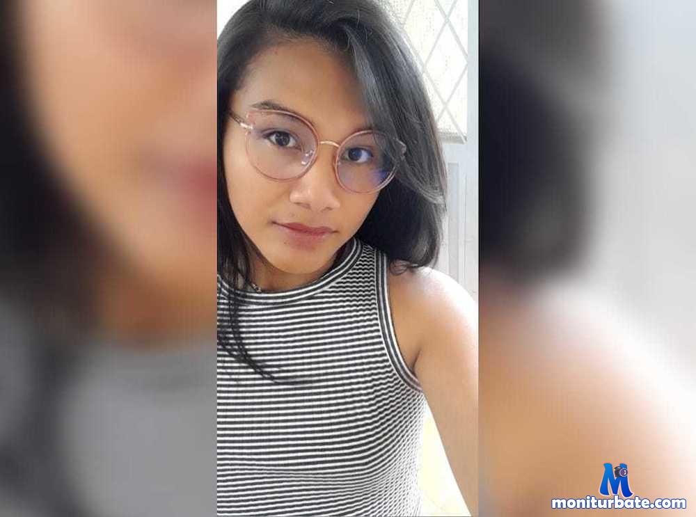 liaelliot-1 camsoda livecam performer profile