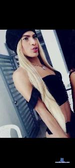 shayleth-kim Camsoda livecam show performer room profile