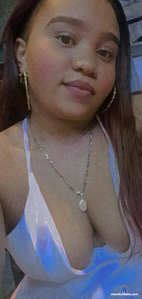 khloexxx camsoda livecam performer profile