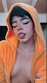 mollyskinny Camsoda livecam show performer room profile