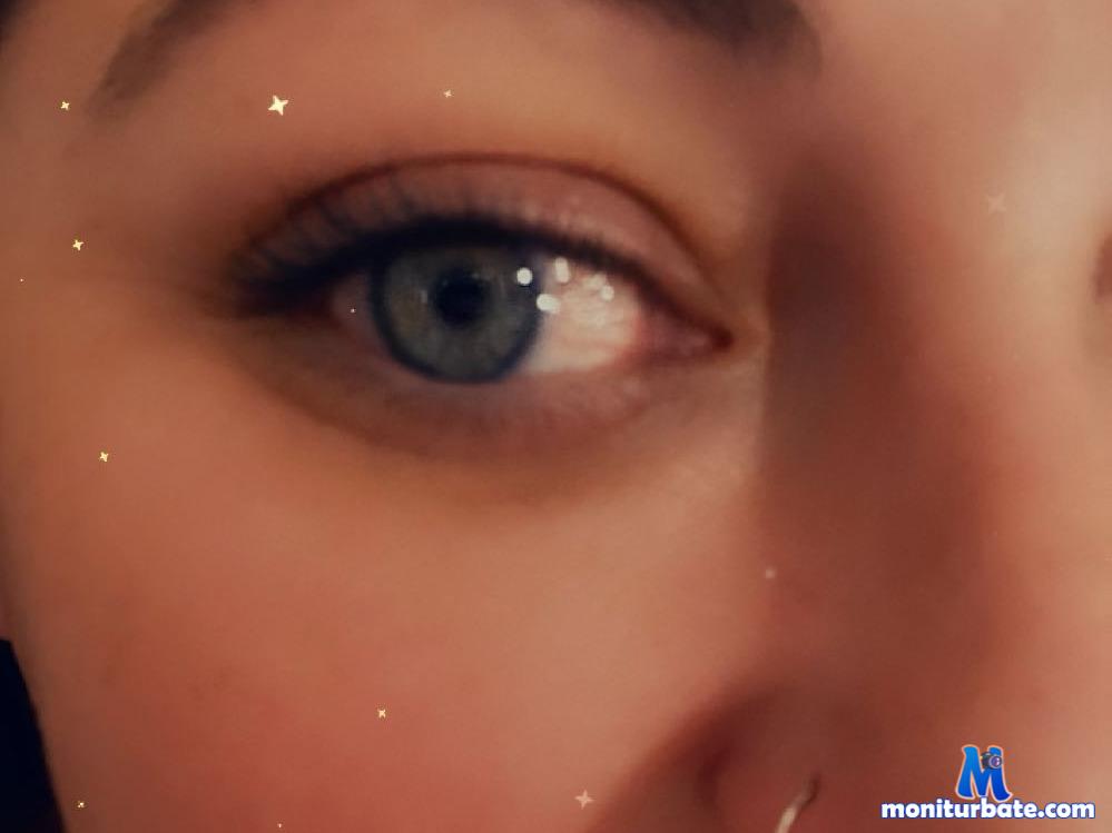 t-and-a camsoda livecam performer profile