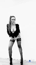 madelangel Camsoda livecam show performer room profile
