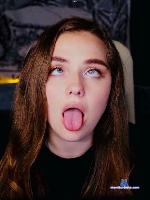 awpmoan Camsoda livecam show performer room profile