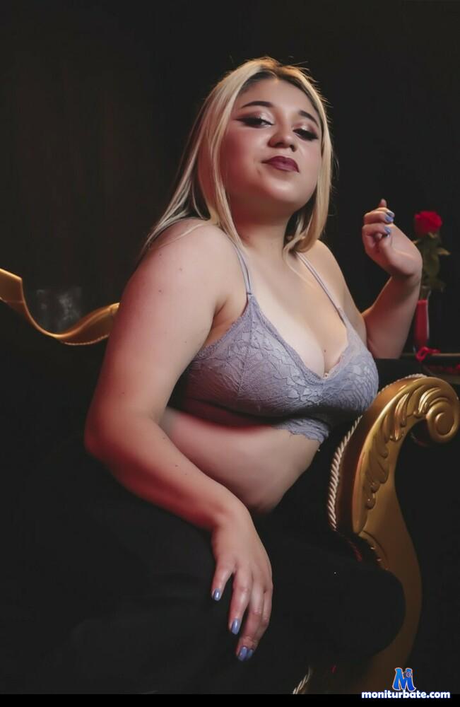 marilyn-royy Camsoda performer 