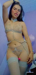 thamara-fox Camsoda livecam show performer room profile