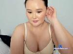 mol1flo Camsoda livecam show performer room profile