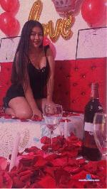 naugthymelissa Camsoda livecam show performer room profile