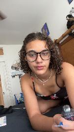 drizzymamii Camsoda livecam show performer room profile