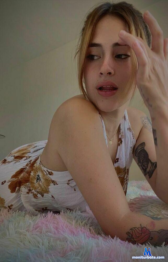 sara-millet Camsoda performer 