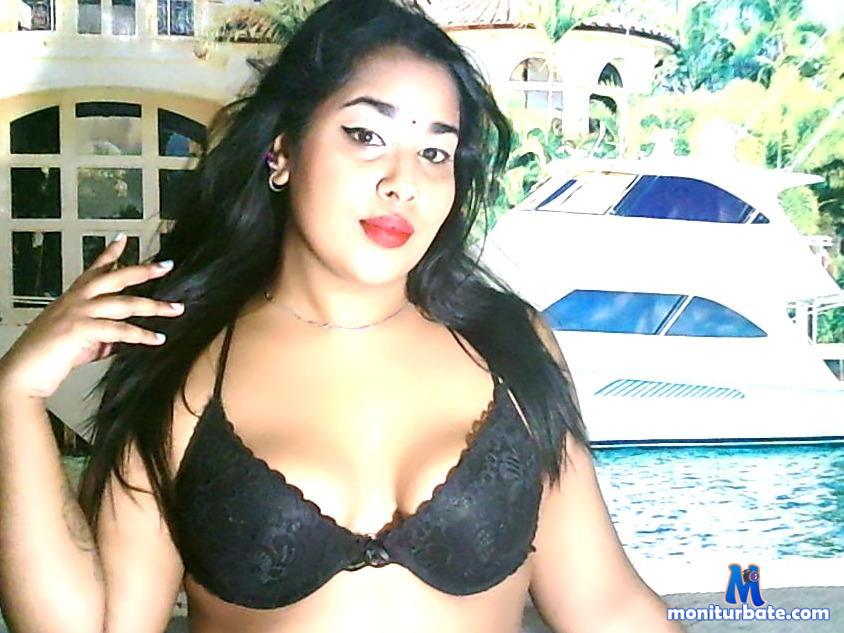 indianglamourous camsoda livecam performer profile