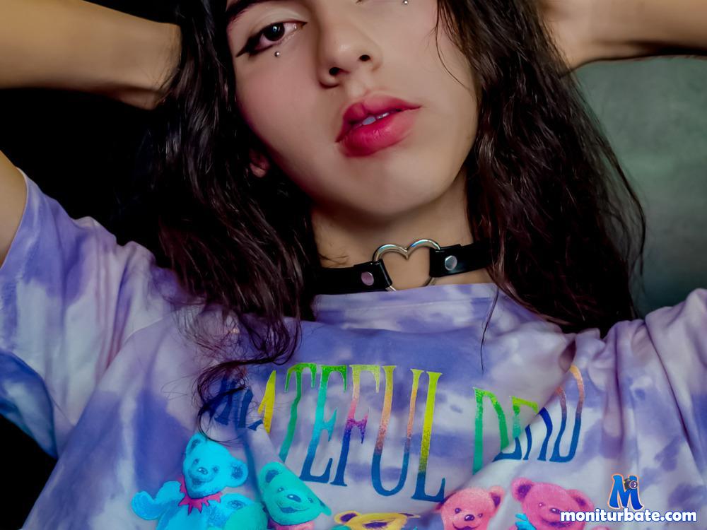 samymelok camsoda livecam performer profile