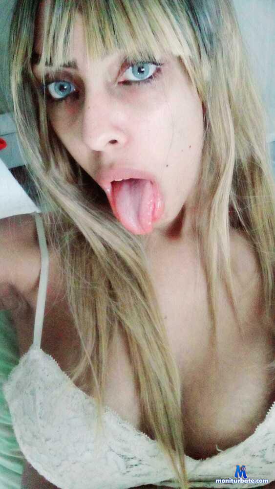 niihot19 Camsoda performer 