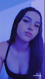 dulcecasandra Camsoda livecam show performer room profile