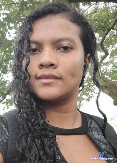 sexy-susy camsoda livecam performer profile