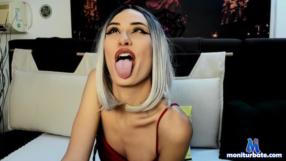 noranyx Camsoda performer 